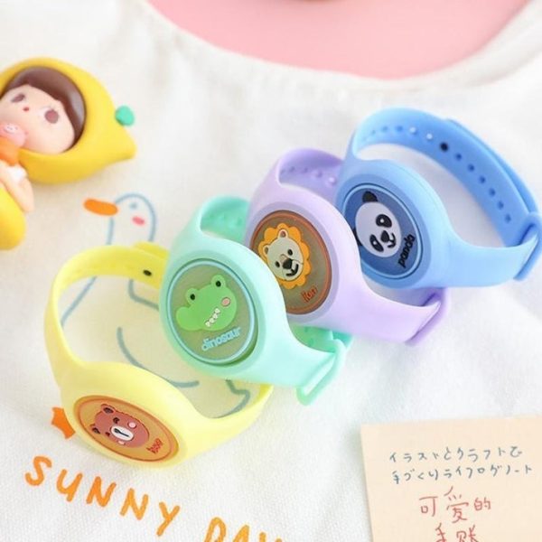 Ant-mosquito Repellent Baby Wrist Bracelet Led Silicone Toy Random Color